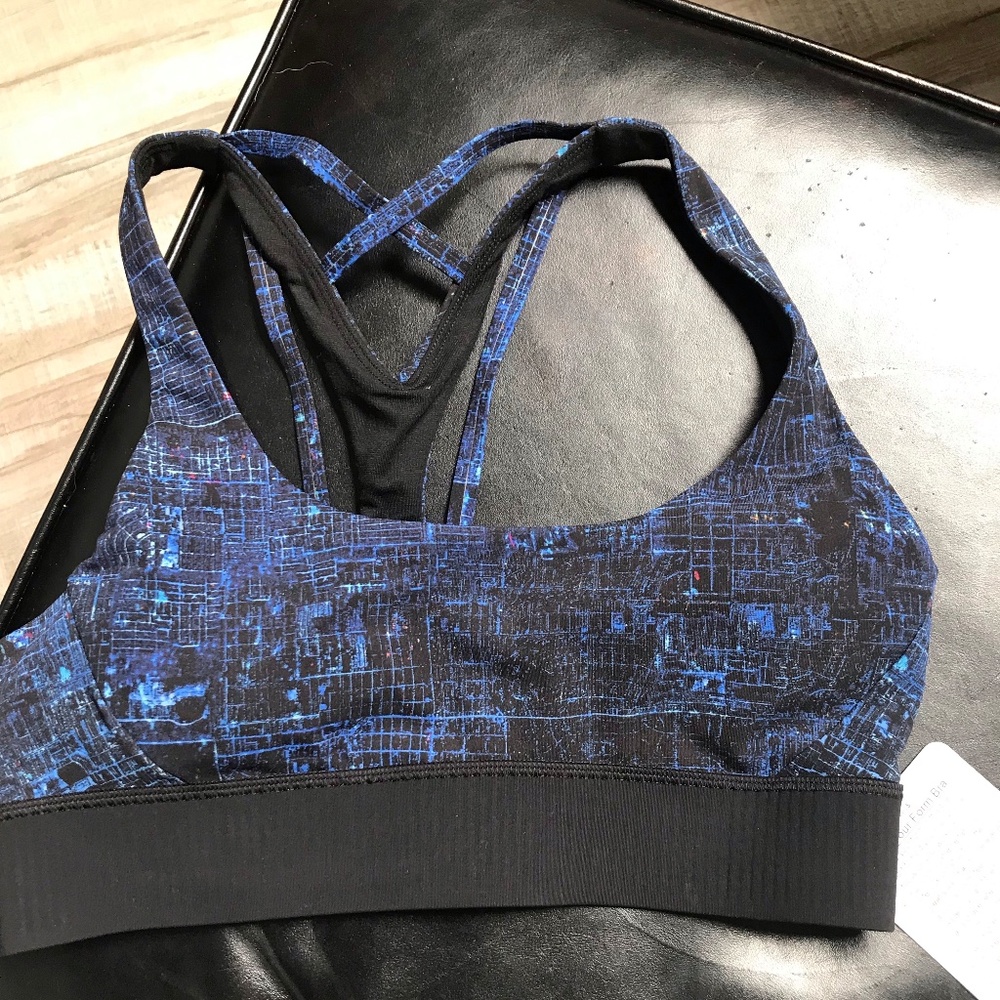 Lululemon bra size 8 nwt